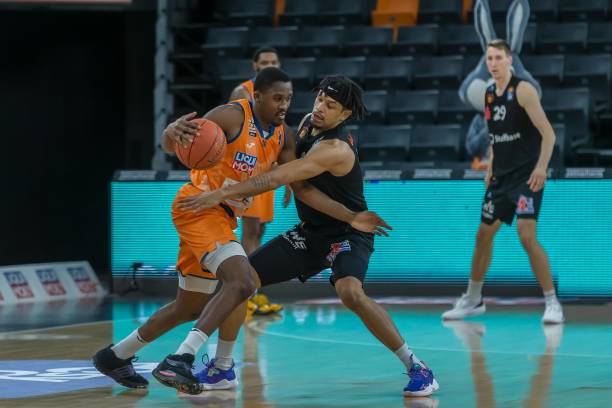 和出手数有 和出手数有