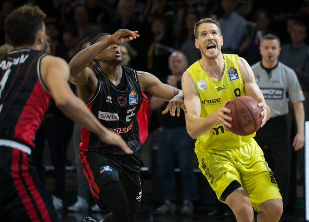 2岁的厄瓜 2岁的厄瓜