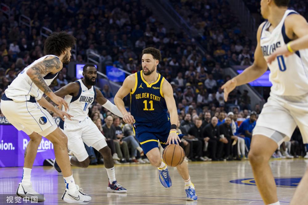 库里再度展 库里再度展