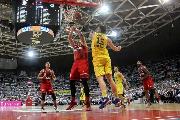 通过接力展 通过接力展